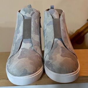 Paolo Felicia Women’s Shoes - Light Camo - Size 11